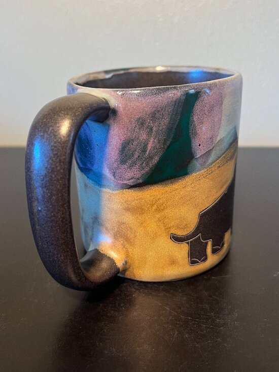 Handcrafted MARA STONEWARE Sgraffito Pottery Etched Elephant Mug Artist Signed - Picture 6 of 12